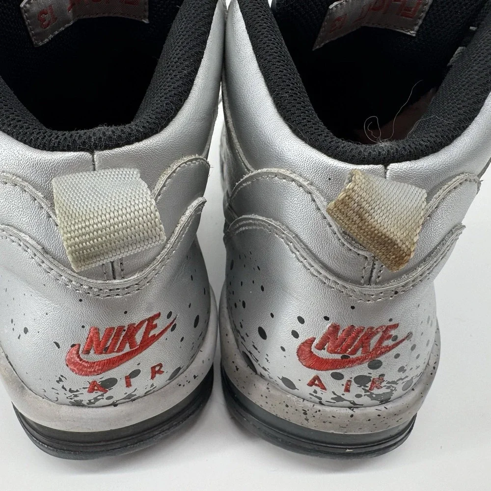 VTG  Nike Air Flight 2013 Silver Red High Top Sneakers Men's 10 Basketball Shoes